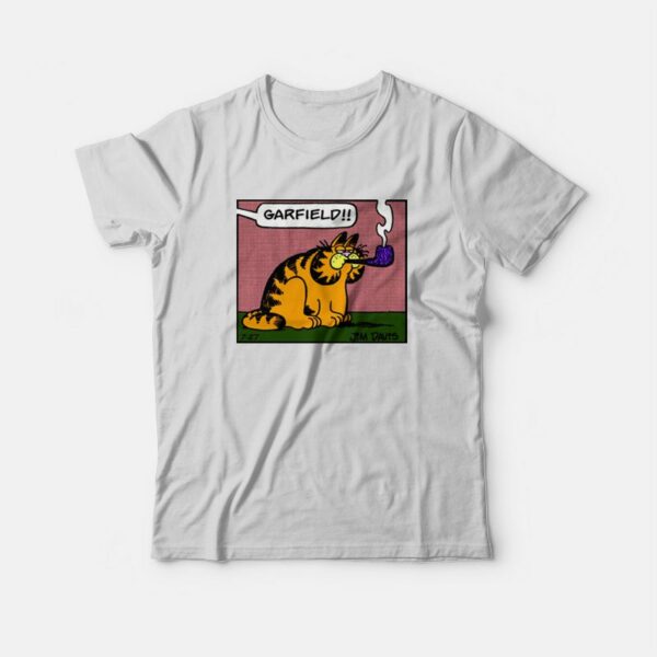 Garfield Smoking Pipe T-Shirt