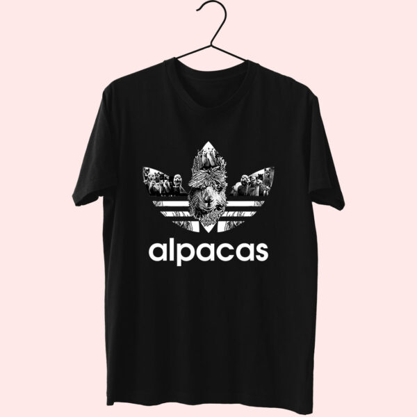 Alpacas Black Essential T Shirt