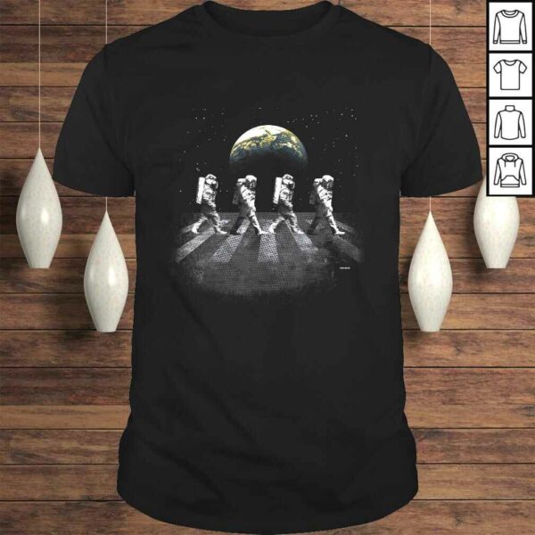 Astronauts in Walking in Space Earth Moon T-shirt