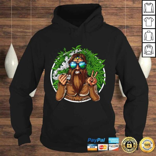 Bigfoot Hippie Smoking Weed Funny Marijuana Cannabis Stoner Tee T-Shirt