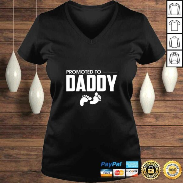 Cute Promoted To Daddy Pregnancy Announcement Fatherhood Tee T-Shirt