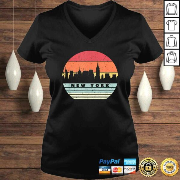 Funny New York Souvenir Shirt. Retro Style USA Skyline TShirt