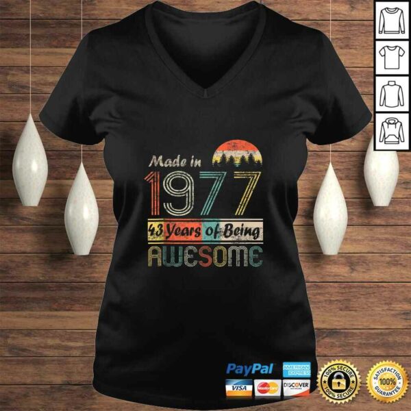 Funny Vintage 1977 Made In 1977 – 43rd Birthday 43 Years Old Gift Shirt