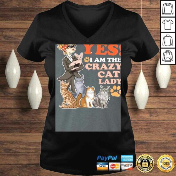 Funny Yes I’m The Crazy Cat Lady Tee T-Shirt