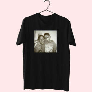 Photo Tupac And Biggie 2 Black Boys Kids Essentials T Shirt Photo Tupac And Biggie 2 Black Boys Kids Essentials T Shirt