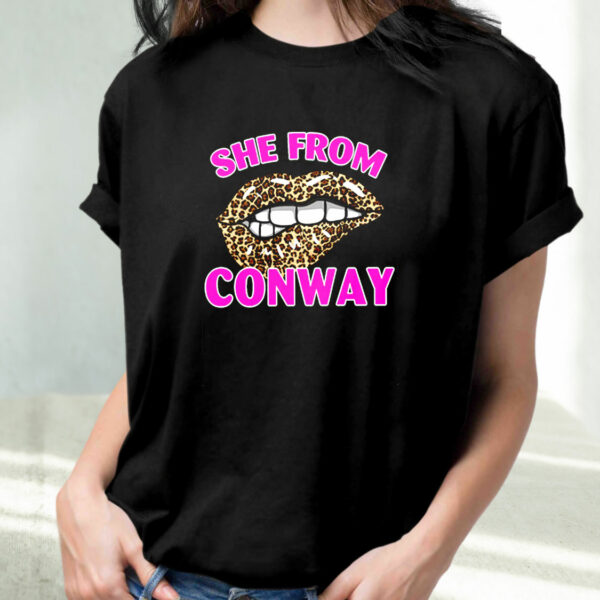 She From Conway Arkansas 90S Trendy T Shirt