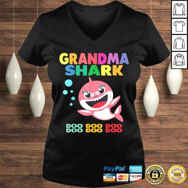 Official Grandma Shark Shirt Doo Doo Halloween Costume Christmas TShirt