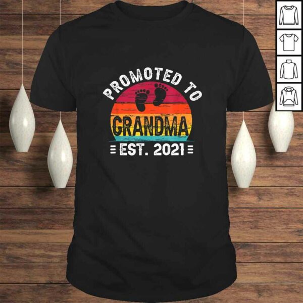 Promoted to Grandma 2021 Soon to be Grandmother Gift Baby Shirt