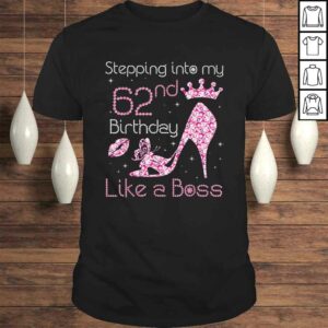 Queen Stepping Into My 62nd Birthday Like A Boss Born 1958 V-Neck T-Shirt Queen Stepping Into My 62nd Birthday Like A Boss Born 1958 V-Neck T-Shirt