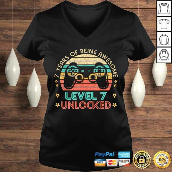 Vintage 7th Birthday Level 7 Unlocked Funny Gamer TShirt