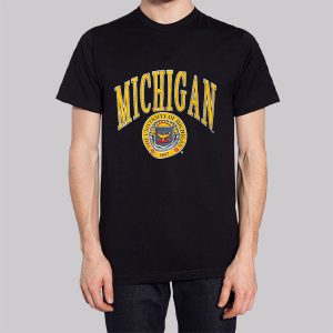 90s University Vintage Michigan Sweatshirt 3