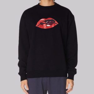 Lips Maison Margiela Kiss Sweatshirt 3 Lips Maison Margiela Kiss Sweatshirt 4