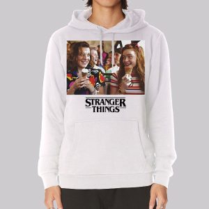 Photo Stranger Things Max Sweatshirt
