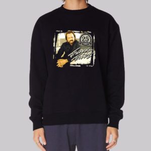 Vintage 25 Anniversary Travis Tritt Sweatshirt 4