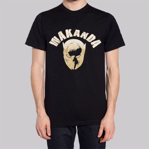 Vintage Black Panther Wakanda Sweatshirt 2 Vintage Black Panther Wakanda Sweatshirt 3