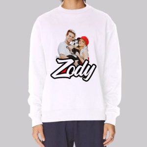 Zody Merch With Love Sweatshirt 4
