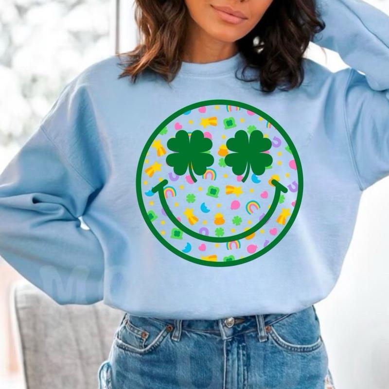 Lucky Charm & Lucky Mama Sweatshirt – St. Patrick’s Day Lucky Outfit for Men & Women Lucky Charm & Lucky Mama Sweatshirt – St. Patrick’s Day Lucky Outfit for Men & Women