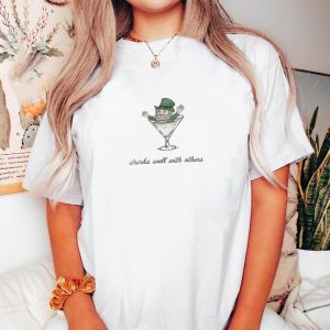 St. Patrick’s Day Tee for Women – Leprechaun Martini Cocktail, Funny St. Patty’s Day Shirt
